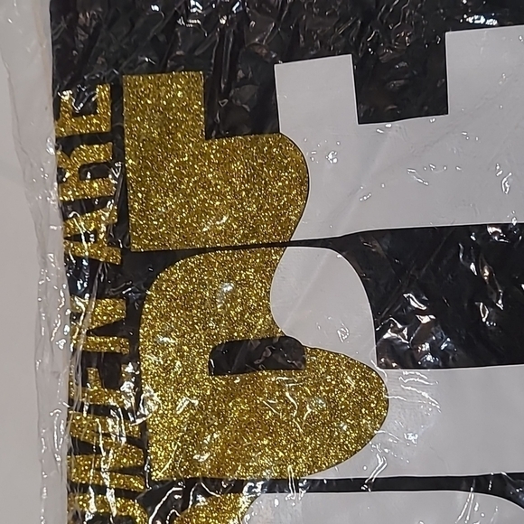 Gildan Black T-SHIRT NWT - Picture 3 of 4